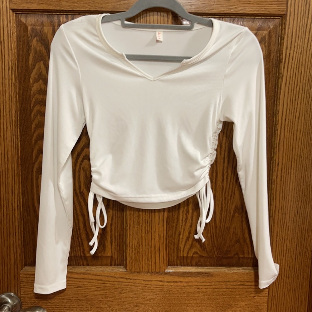 Women’s long sleeve tee